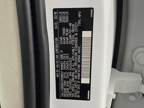 Used 2019 Volvo XC60 T8 Momentum w/ Advanced Package image 22