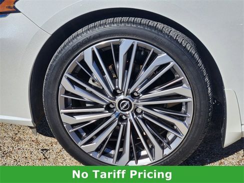 Used 2024 Nissan Altima 2.5 SL image 8