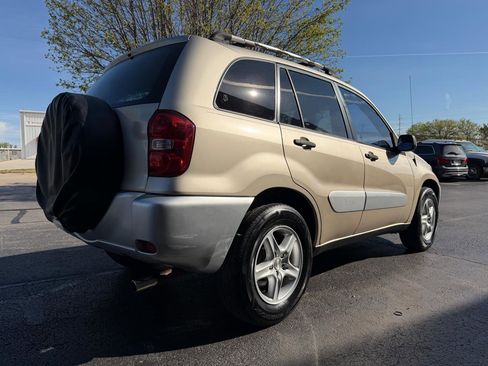 Used 2004 Toyota RAV4 2WD image 5