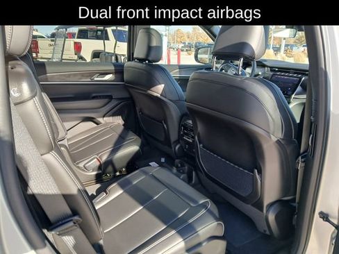 New 2025 Jeep Grand Cherokee L Limited w/ Trailer Tow Package image 19