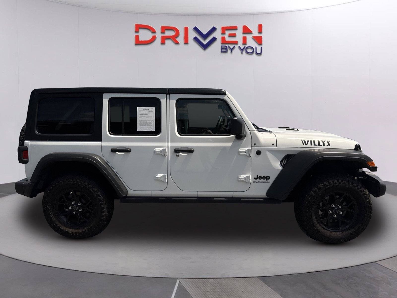 Used 2025 Jeep Wrangler Unlimited Sport AWD/4WD image 3