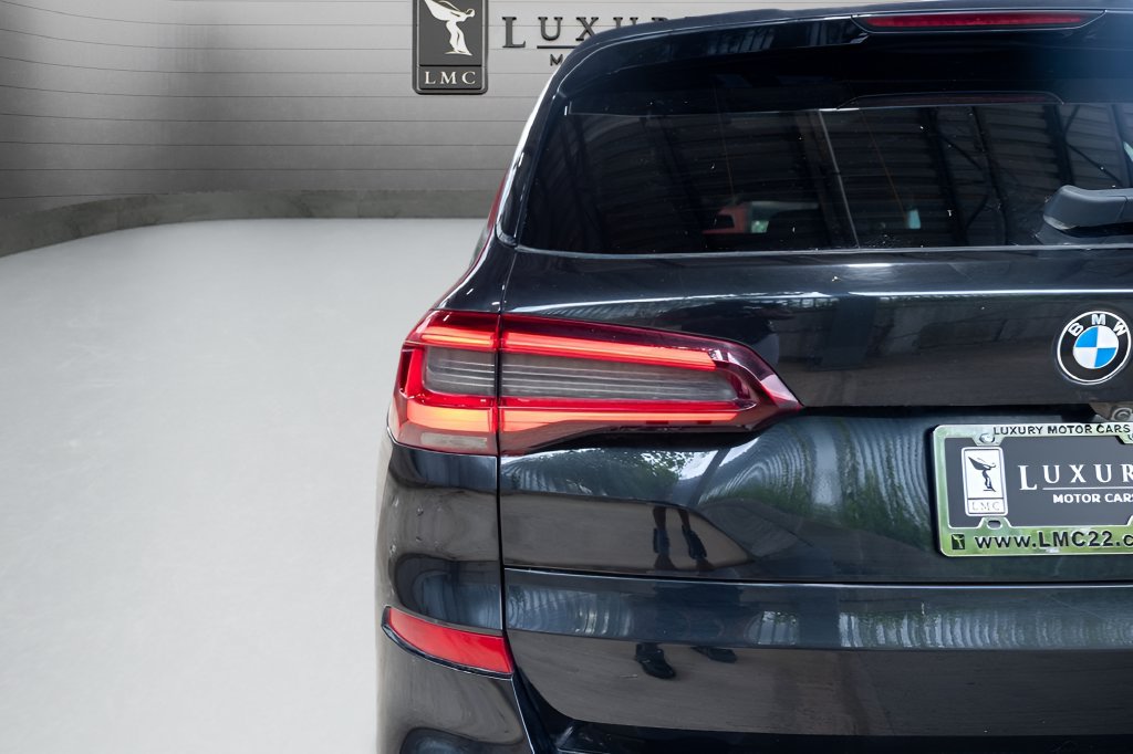 Used 2023 BMW X5 M50i w/ Climate Comfort Package AWD/4WD image 15