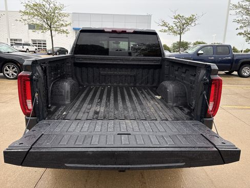 Used 2022 GMC Sierra 1500 Denali w/ Denali Reserve Package AWD/4WD image 12