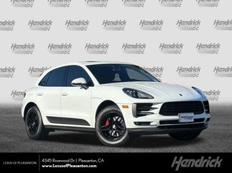 Used 2020 Porsche Macan AWD/4WD video 1