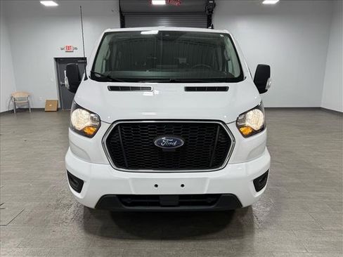 Used 2023 Ford Transit 350 XLT image 9