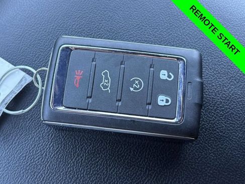 Used 2024 Jeep Grand Cherokee Limited w/ Black Appearance Package AWD/4WD image 24