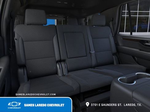 Used 2025 Chevrolet Tahoe LS RWD image 17