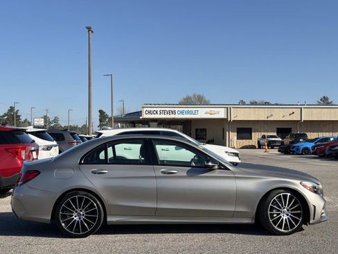 Used 2019 Mercedes-Benz C 300 Sedan image 8