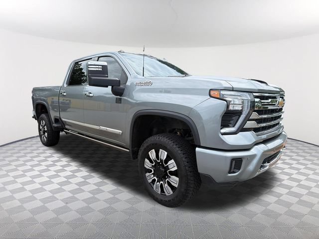Used 2024 Chevrolet Silverado 3500 High Country w/ High Country Premium Package AWD/4WD image 3