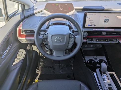 New 2026 Toyota Prius Plug-In Hybrid FWD image 15
