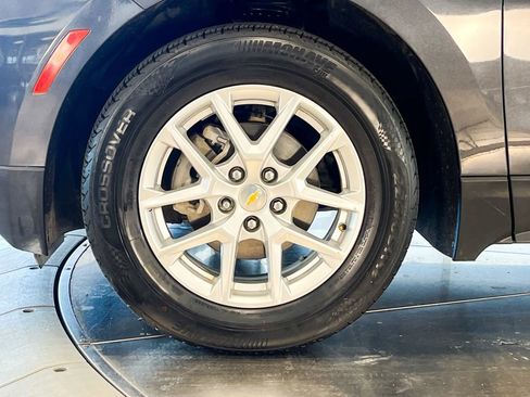 Used 2022 Chevrolet Equinox LT image 11