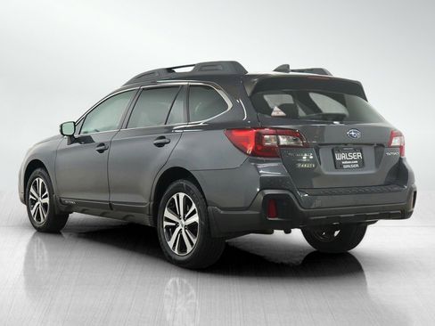 Used 2018 Subaru Outback 2.5i Limited AWD/4WD image 3