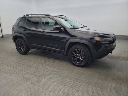 Used 2020 Jeep Cherokee Latitude image 11