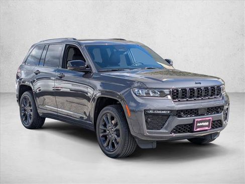 New 2026 Jeep Grand Cherokee Limited Reserve image 7