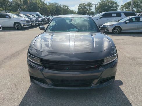 Used 2023 Dodge Charger SXT RWD image 4