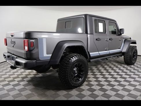 Used 2024 Jeep Gladiator Sport image 6