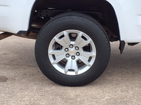 Used 2022 Chevrolet Colorado LT w/ Fleet Safety Package image 30