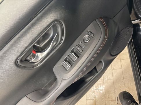 Used 2023 Honda HR-V Sport image 22