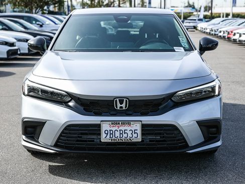 Used 2022 Honda Civic Sport image 2