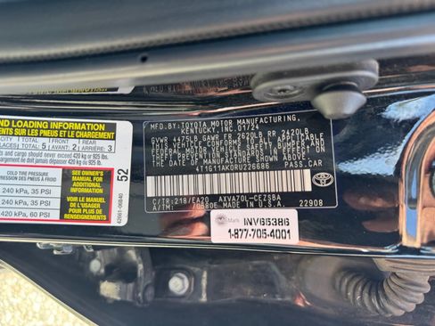 Used 2024 Toyota Camry SE image 20