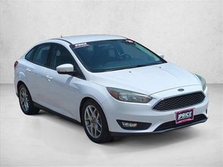 Used 2015 Ford Focus SE w/ Equipment Group 201A FWD video 3