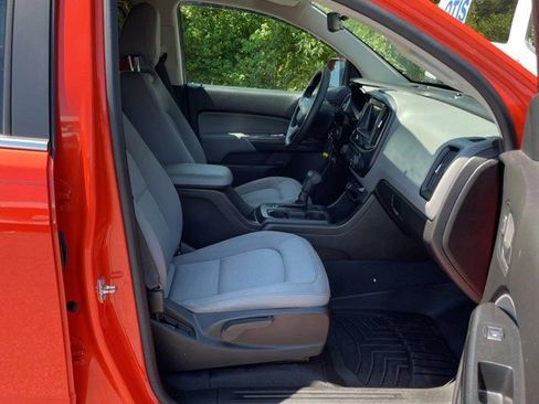 Used 2019 Chevrolet Colorado W/T w/ WT Convenience Package AWD/4WD image 10