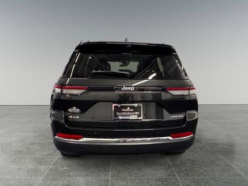Used 2024 Jeep Grand Cherokee Limited w/ Luxury Tech Group II AWD/4WD image 23