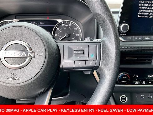 Used 2023 Nissan Rogue SV AWD/4WD image 12