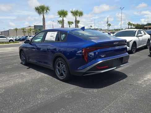 New 2026 Kia K4 FWD image 5