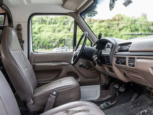 Used 1992 Ford Bronco Custom AWD/4WD image 44