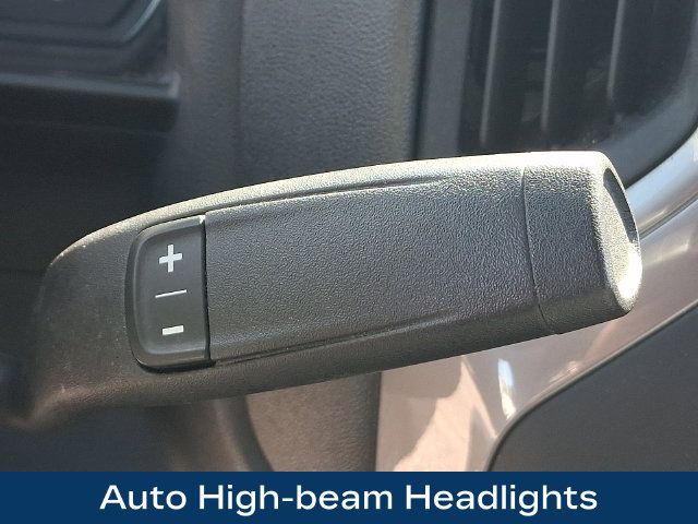 Used 2023 Chevrolet Silverado 1500 Custom AWD/4WD image 9