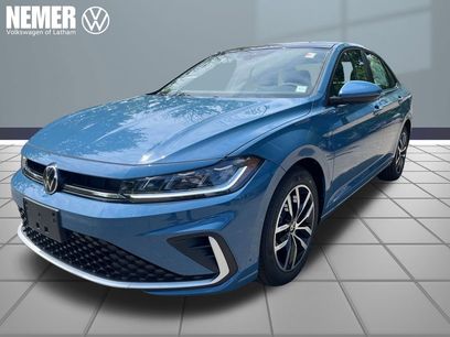 New 2025 Volkswagen Jetta SE