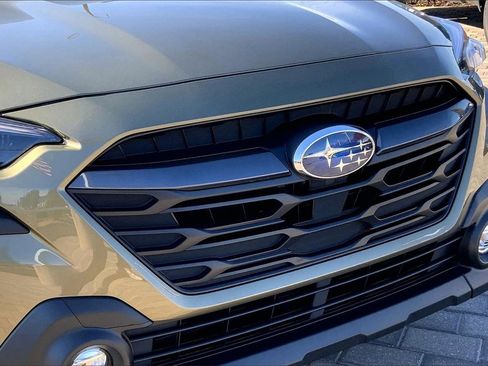 Certified 2025 Subaru Outback Premium image 32