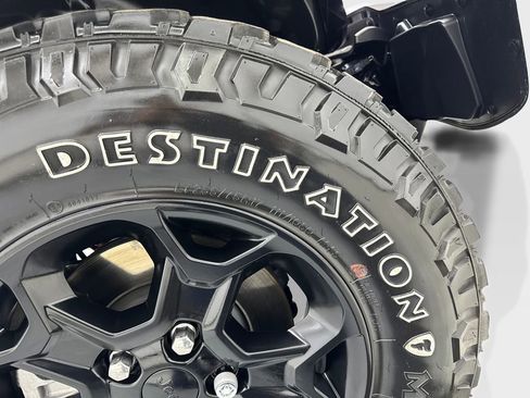 Used 2023 Jeep Wrangler Unlimited image 87