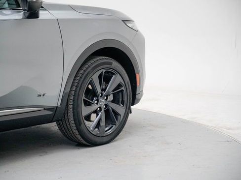 Used 2025 Buick Envision Sport Touring image 7