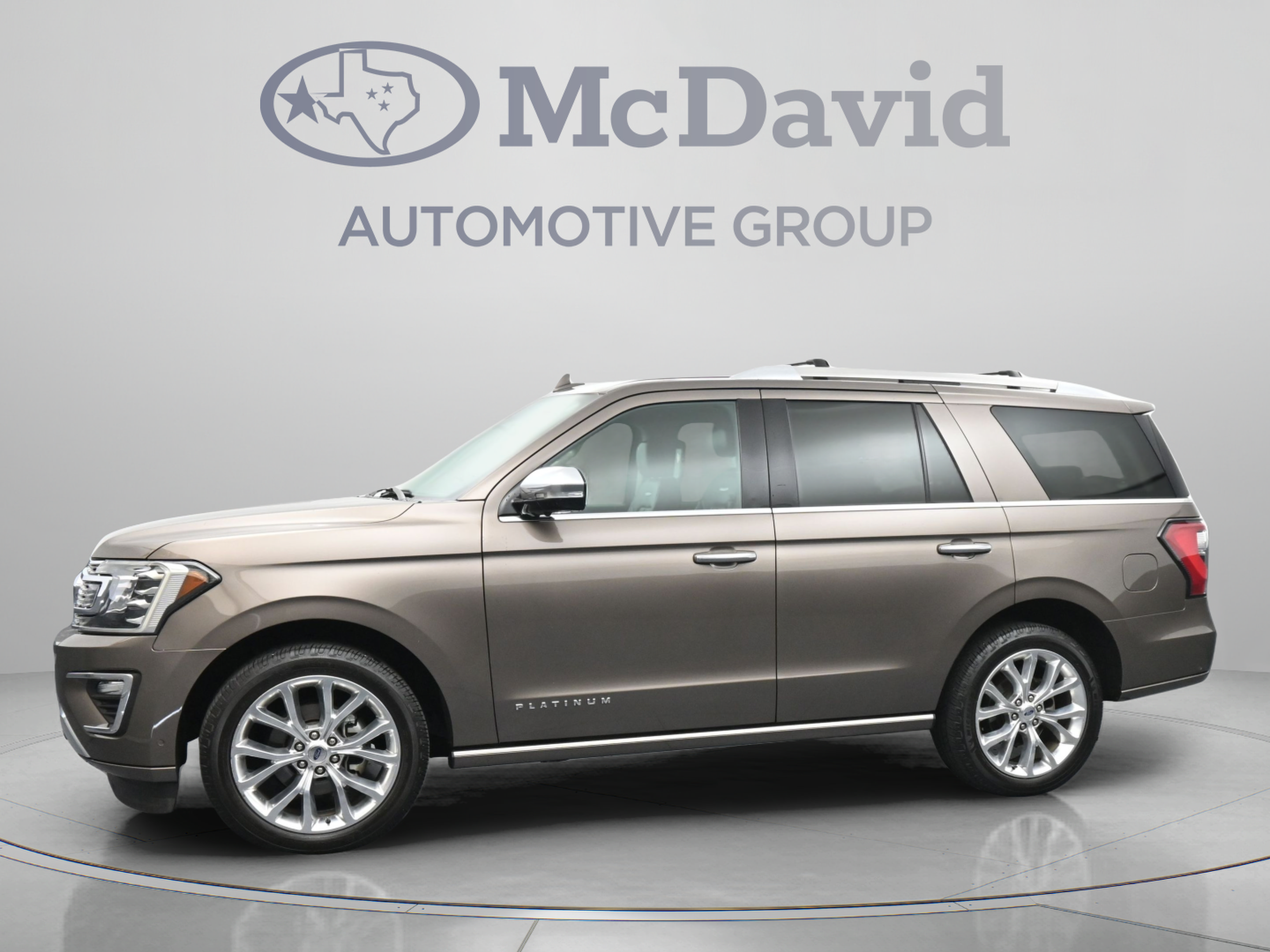 Used 2019 Ford Expedition Platinum RWD image 5