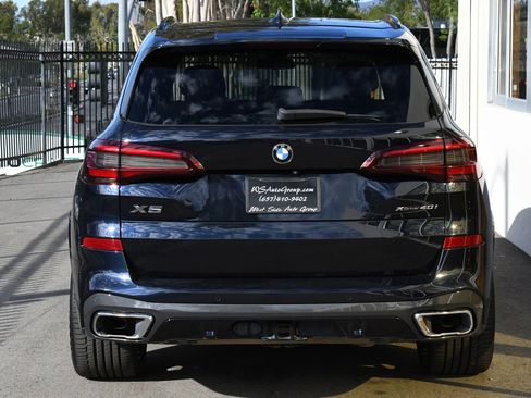 Used 2022 BMW X5 xDrive40i w/ M Sport Package image 9