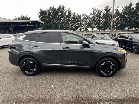 Used 2026 Kia Sportage EX AWD/4WD image 8