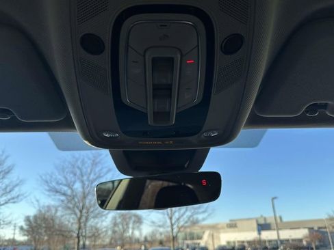 Used 2023 Audi Q8 Premium Plus w/ Premium Plus Package image 34