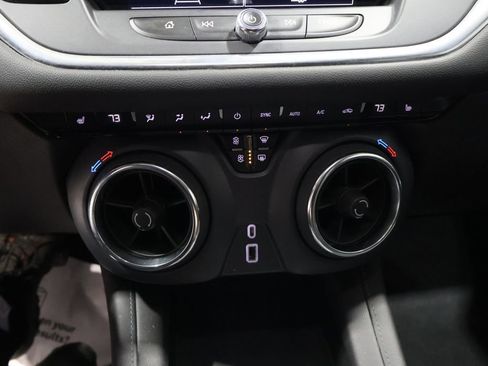 Used 2021 Chevrolet Blazer LT w/ LPO, Black Grille Bar Package image 30