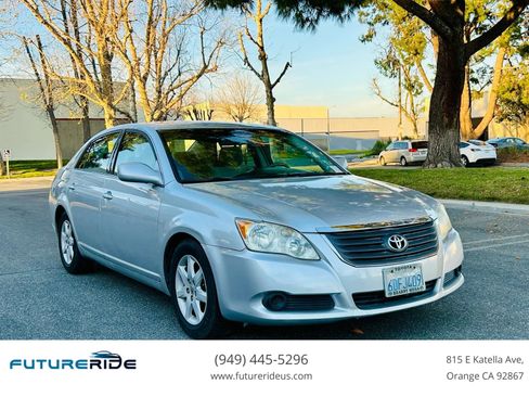 Used 2008 Toyota Avalon XL image 1