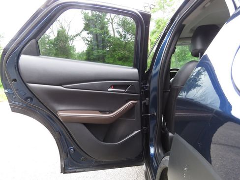 Used 2021 MAZDA CX-30 AWD 2.5 S w/ Premium Package image 19