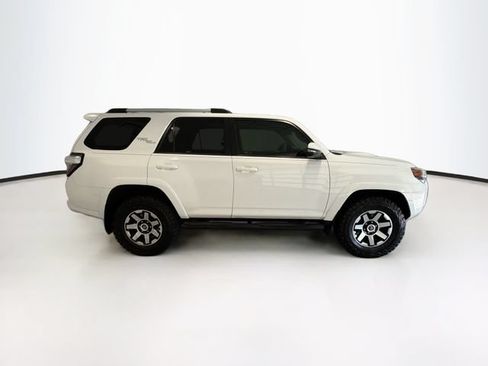 Certified 2017 Toyota 4Runner TRD Off-Road Premium AWD/4WD image 7