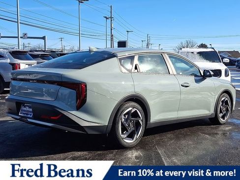 New 2025 Kia K4 EX image 4