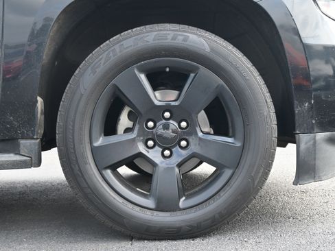 Used 2019 Chevrolet Tahoe LT image 13