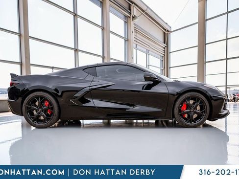 Used 2020 Chevrolet Corvette Stingray Premium Cpe w/ 3LT Preferred Equipment Group RWD image 23