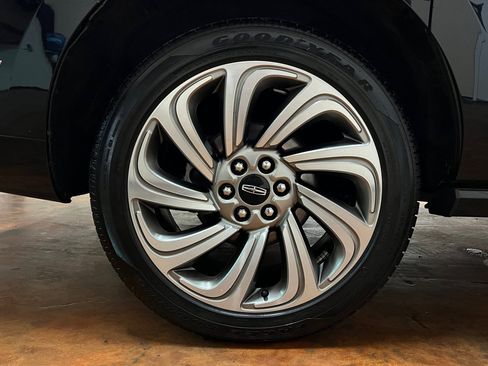 Used 2022 Lincoln Navigator L Reserve image 14