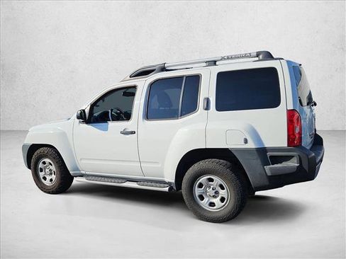 Used 2013 Nissan Xterra X image 6