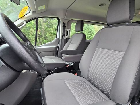 Used 2024 Ford Transit 350 XLT RWD image 3