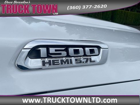 Used 2019 RAM 1500 Tradesman w/ SXT Appearance Group AWD/4WD image 29